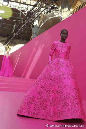 Valentino gets 'pretty in pink' in bold Paris show - Virden Empire Advance