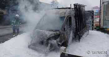 Fahrzeug stand in Neunkirchen in Vollbrand - KURIER