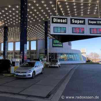 Steigende Spritpreise in Essen: So reagieren die Autofahrerinnen und Autobesitzer - Radio Essen