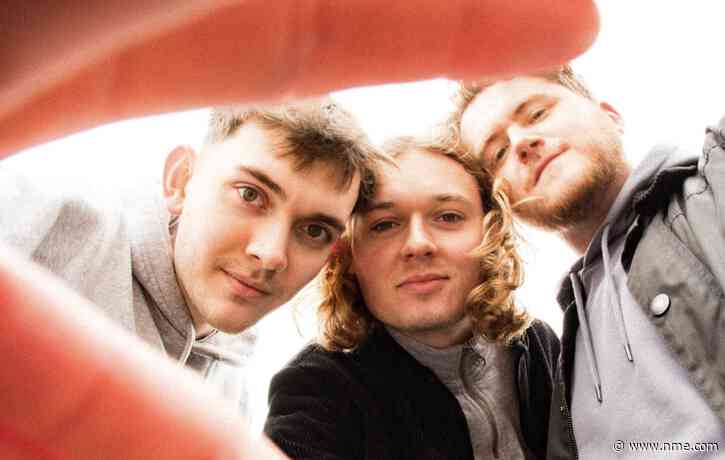 Listen to The Rills’ defiant new single ‘World Leader’