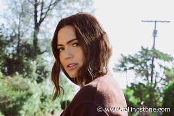 Mandy Moore Announces ‘Future-Tripping’ New Album ‘In Real Life’