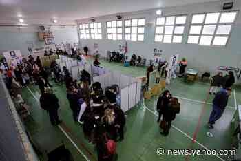 Italy reports 60,191 coronavirus cases on Tuesday, 184 deaths - Yahoo News