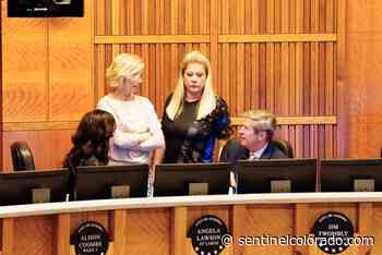 Aurora lawmakers limit dais name-calling but keep public mikes open - Sentinel Colorado