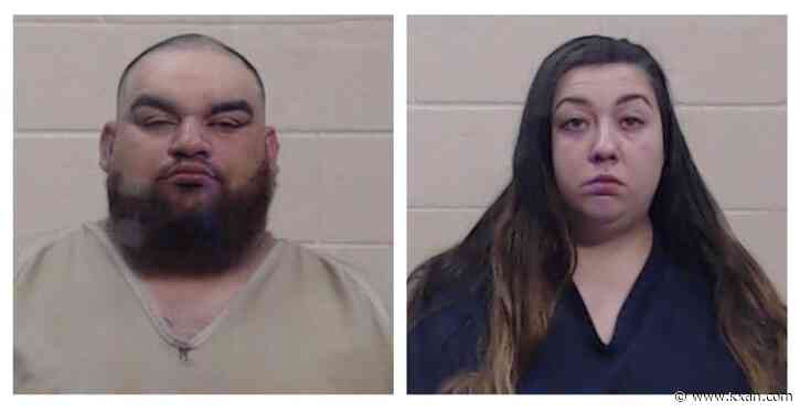 Texas parents arrested after leaving kids in car while out to dinner