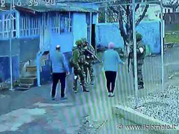 "Andate via!". Così un'anziana caccia via i russi dalla sua abitazione