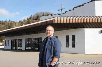 Trail pastor, parishioner join humanitarian mission for Ukraine - Castlegar News