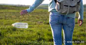 OVAM-handhavers controleren Arendonkse straten op zwerfvuil en hondenpoep - Het Laatste Nieuws