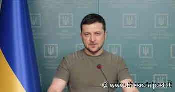 Zelensky fermo al suo posto in Ucraina e sfida Putin: “Resto a Kiev, non mi nascondo”, ancora missili sul Paese - Thesocialpost.it