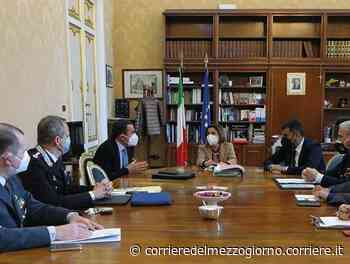 Deriva criminale nel centro di Bari, più pattuglie di notte, telecamere e vetri blindati - Corriere del Mezzogiorno