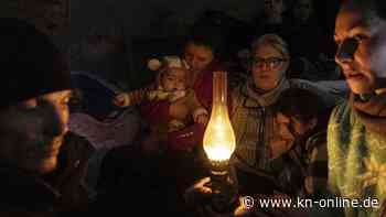 Geigerin spielt „What a moonlit night“ in ukrainischem Luftschutzbunker
