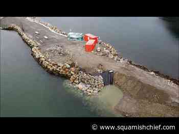 Why did the work at the Squamish Spit stop? - Squamish Chief