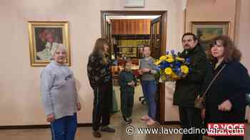 Il sindaco Canelli: «Tre quarti dei profughi sono bambini. Dobbiamo costruire il loro futuro» - La Voce Novara e Laghi