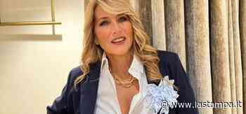 Jo Squillo ad Alba nel negozio Elena Mirò nel nome delle donne - La Stampa