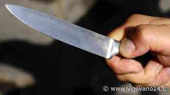 Vigevano: minaccia la moglie con un coltello e poi la prende a schiaffi, arrestato un 33enne - Vigevano24.it