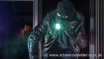 Dieb stiehlt Zigaretten: Unbekannter bricht in Einkaufsmarkt in Calw ein
