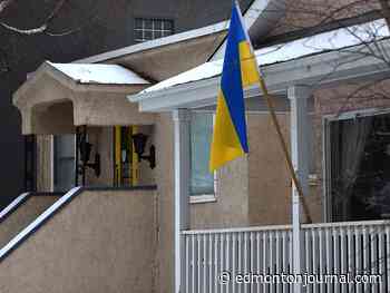 Edmonton weather: Small chance of snow but temperatures getting warmer