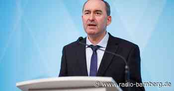 Steigende Spritpreise: Wirtschaftsminister Aiwanger fordert Steuersenkung