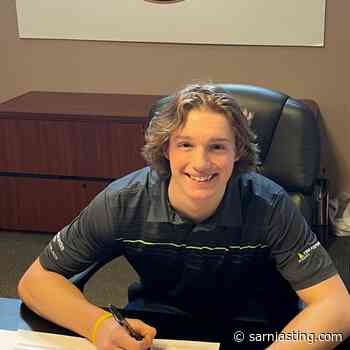 Sting Sign Lambton Local Owen MacDonald to SPA – Sarnia Sting - Sarnia Sting