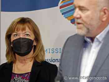 No decision yet on lifting of mask requirement: health minister - Belleville Intelligencer