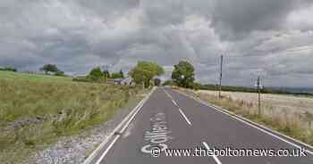 Colliers Row Road: Teens saved from burning car in Bolton