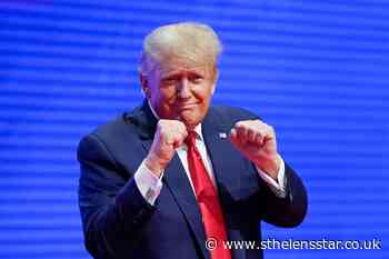 Trump plane makes emergency landing after engine failure - St Helens Star