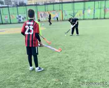 Prove di hockey su prato campo Cruyff-Borgonovo: "Resta dedicato al calcio ma è una bella contaminazione" - ComoZero