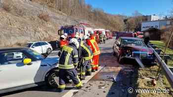 Unfall in Siegen: Mercedes kollidiert mit zwei Elektro-Minis - WP News