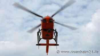 Bei Waldarbeiten: Riederinger (55) fasst in Seilwinde - Hubschrauber im Einsatz