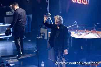 Oostende wil ereburger Arno een pakkende ode brengen: opbrengst shirts gaat ook naar 'Kom op tegen kanker'