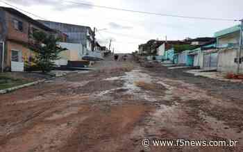 Obra da Deso é embargada no bairro Soledade, na zona Norte de Aracaju - F5 News