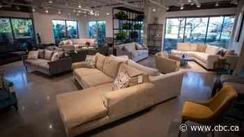 Edmonton man cautions buyers after 13-month wait on furniture order