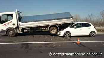 Maranello. Auto tampona furgone sulla Pedemontana: paura, ma nessun ferito - La Gazzetta di Modena