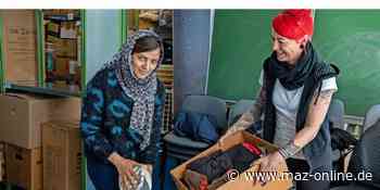 Rathenow: Geflüchtete helfen Flüchtlingen bei Ukraine Spendenaktion - Märkische Allgemeine Zeitung