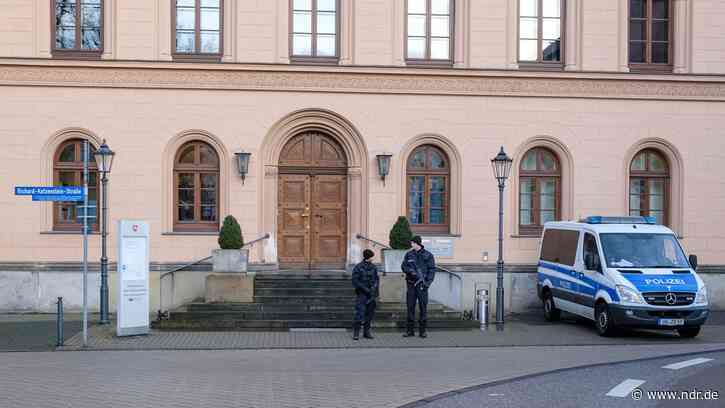 Mutmaßliche IS-Unterstützerin ab heute in Celle vor Gericht - NDR.de