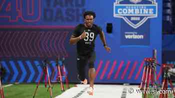 Watch Former Ohio State Wide Receiver Garrett Wilson Run 4.37-Second 40-Yard Dash - Sports Illustrated