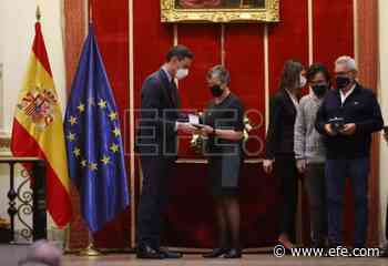 Sánchez insta a trabajar para mejorar los derechos de las víctimas del terrorismo - Agencia EFE