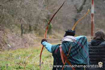 Tiro con l'arco storico, la sfida dei 120 arcieri provenienti da tutta Italia - Cronache Maceratesi