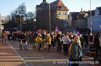 Weltfrauentag Bamberg: 250 Menschen ziehen am feministischen Streiktag durch Bamberg - Fränkischer Tag