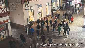 "Montagsspaziergang" in Calw - Weniger Teilnehmer, keine Vorkommnisse - Schwarzwälder Bote