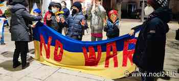 “Chiamata alle mani”: Noci scende in piazza contro la guerra in Ucraina - NOCI24.it