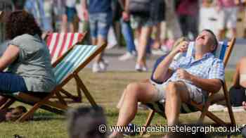 UK weather: Met Office predict record temperatures amid '28C heatwave' in April