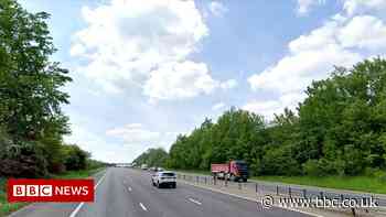 M65 closed in Lancashire after multiple vehicle crash