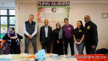 Representative of the Queen visits 'remarkable' Walthamstow foodbank