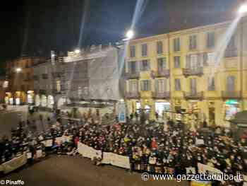 Alba si schiera per la pace e sostiene il popolo ucraino - http://gazzettadalba.it/