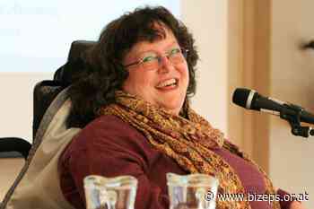 30 Jahre Peer-Beratung bei BIZEPS: Die Beraterin Bernadette Feuerstein blickt zurück - BIZEPS