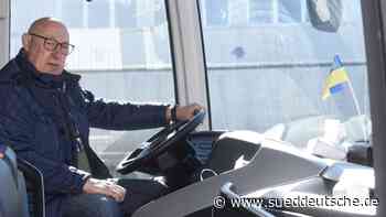 Karlsfeld: Busunternehmer evakuiert Kriegsflüchtlinge - Dachau - Süddeutsche Zeitung - SZ.de