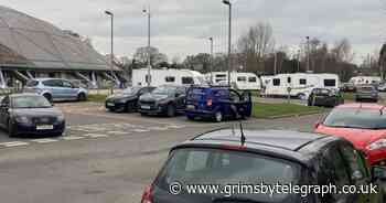 Travellers arrive in car park of Scunthorpe leisure centre - Grimsby Live