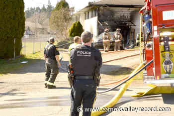 6 people flee Vancouver Island house fire – Comox Valley Record - Comox Valley Record