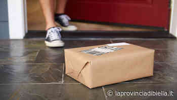 Ragazza di Crevacuore ordina on line delle scarpe, ma riceve una scatola piena di carta - La Provincia di Biella