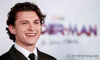 Vietnam bans Tom Holland film over China's 'nine-dash line' - VnExpress International